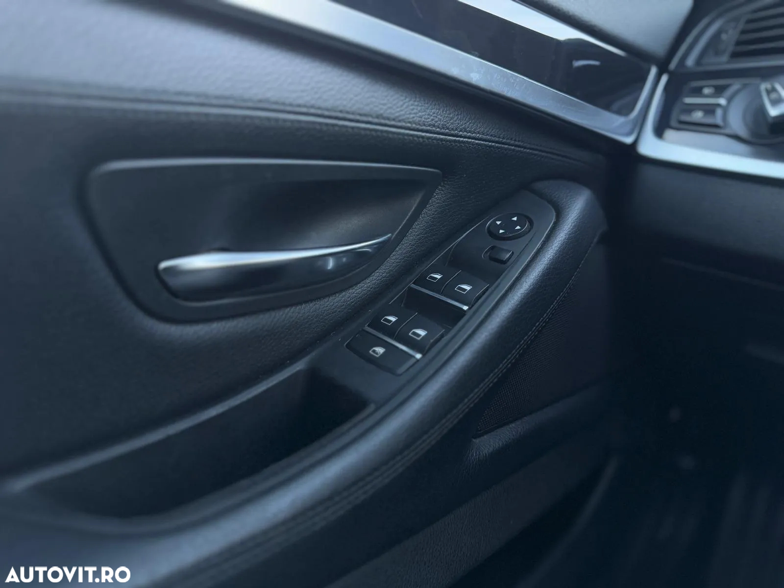 BMW Seria 5 520d Aut. - 17