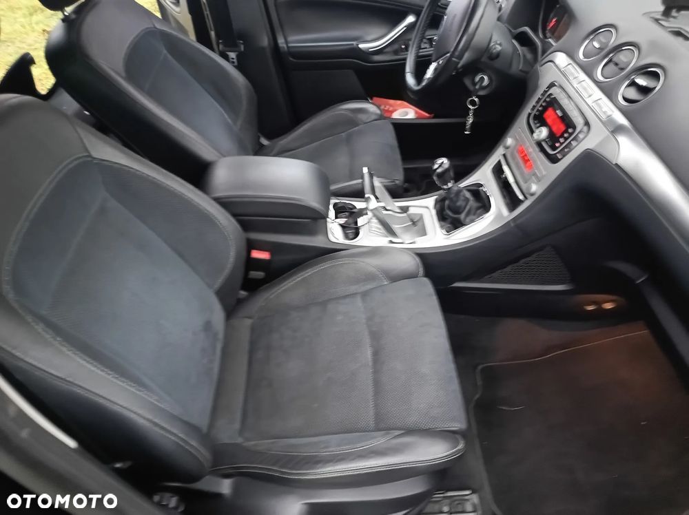 Ford S-Max 2.0 TDCi DPF Titanium - 8