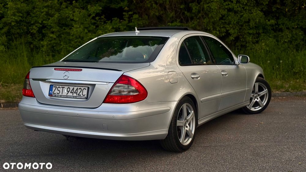 Mercedes-Benz Klasa E - 18