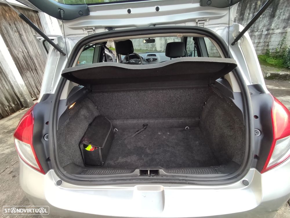 Renault Clio 1.2 Confort Authentique GPL - 6