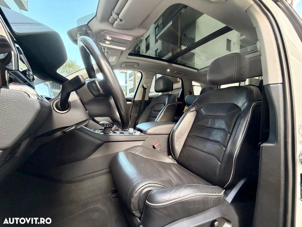 Volkswagen Touareg V6 TDI Elegance - 22