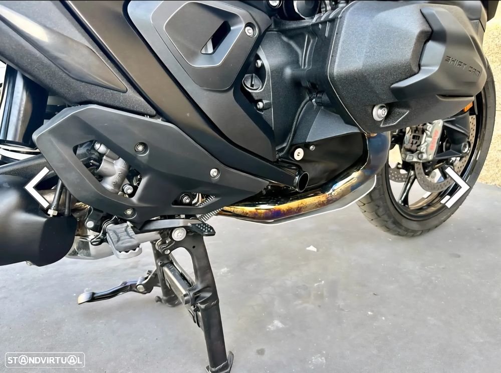 BMW R 1300 GS Triple Black - 13