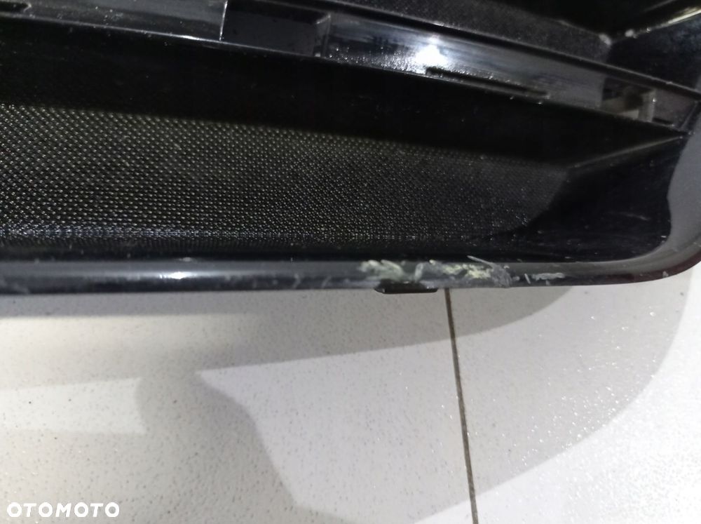 AUDI A3 8P LIFT KRATKA ZDERZAKA LEWA 8P0807681 - 3