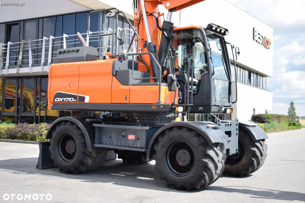 Doosan DX170W-5 - 2