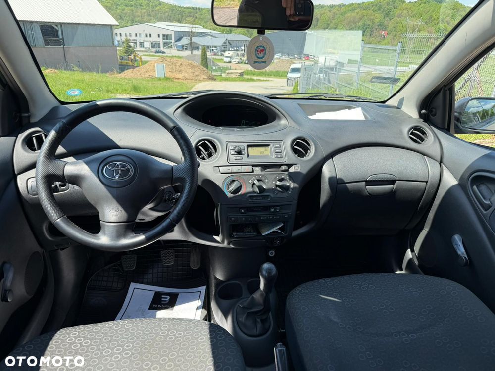 Toyota Yaris 1.0 Luna - 7