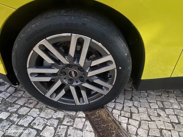 MINI 3 Portas Cooper SE Classic M - 31