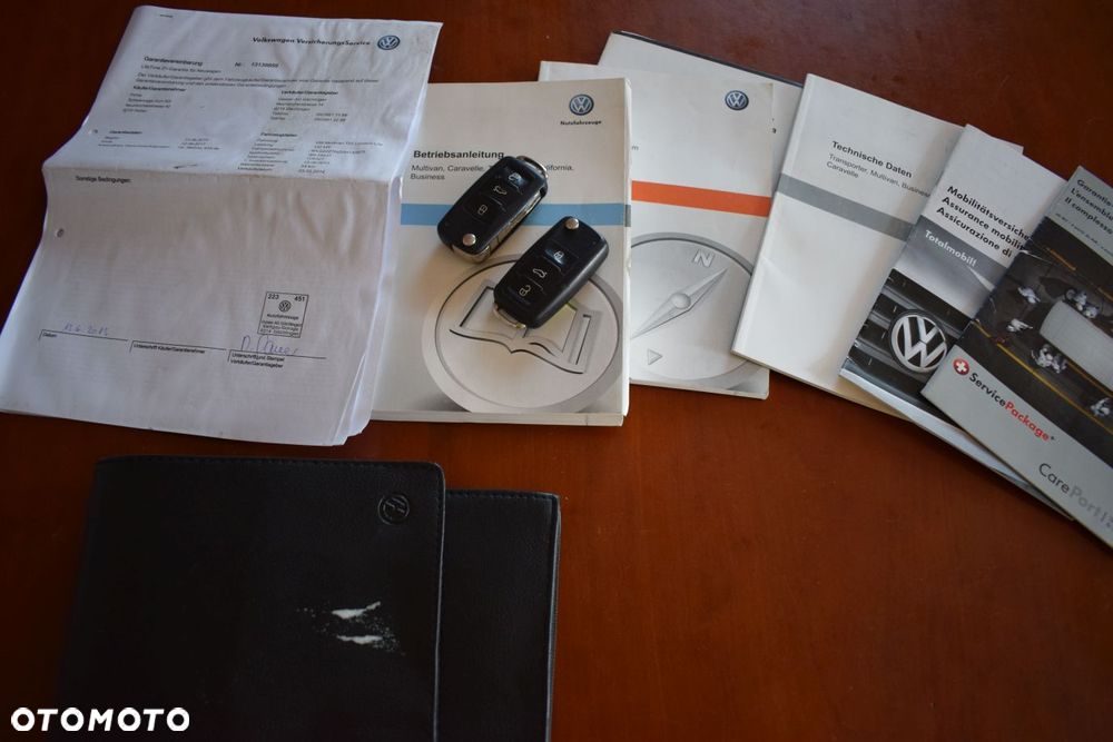 Volkswagen Caravelle - 14