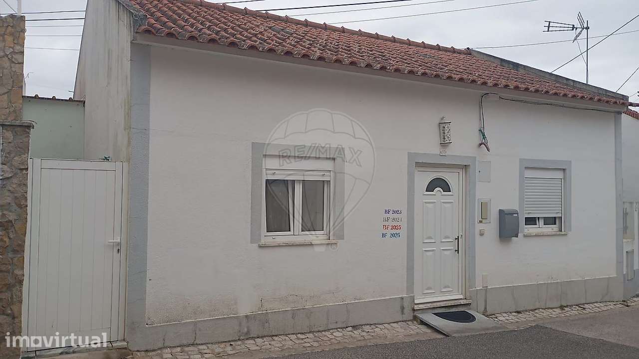 Moradia T1 para venda - Grande imagem: 2/4