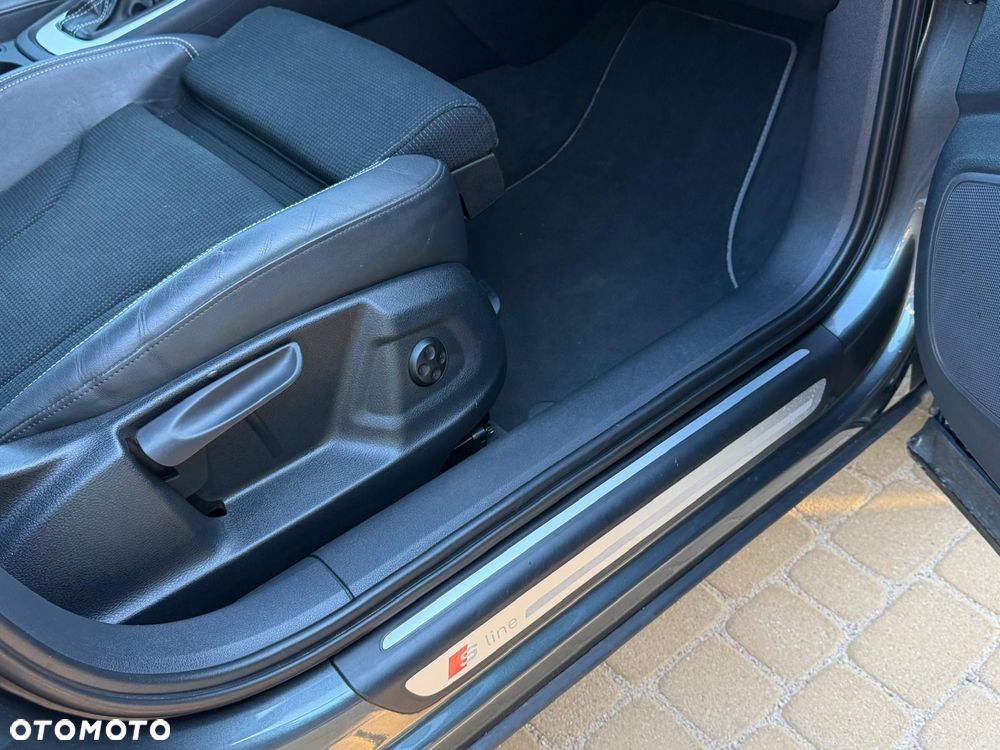 Audi Q3 1.4 TFSI Edycja Specjalna S tronic - 15