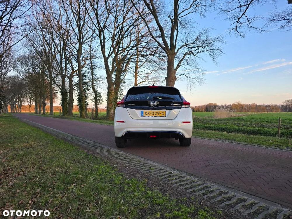 Nissan Leaf 40kWh N-Connecta - 3