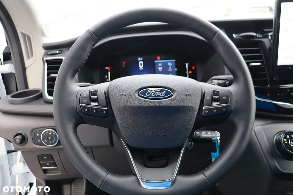 Ford Transit - 10