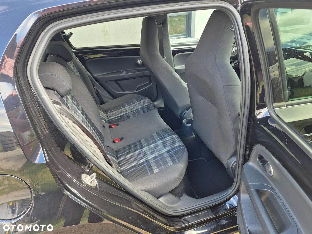 Volkswagen up! club - 7