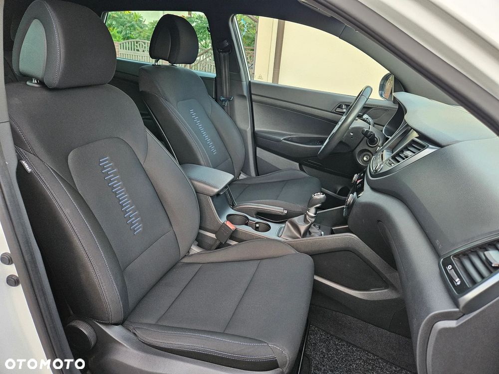Hyundai Tucson 1.6 GDI BlueDrive Comfort 2WD - 10
