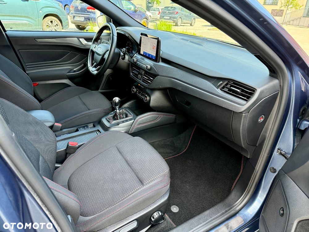 Ford Focus 1.5 EcoBoost STart-Stopp-System ST-LINE - 10