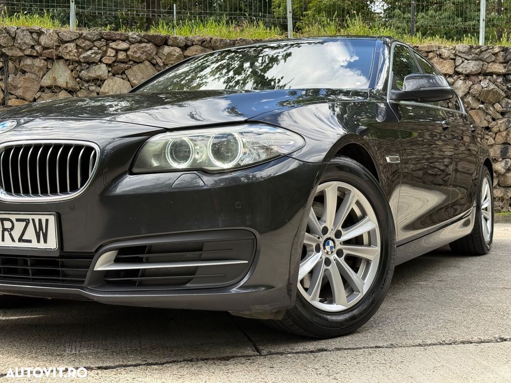 BMW Seria 5 520d Aut. - 9