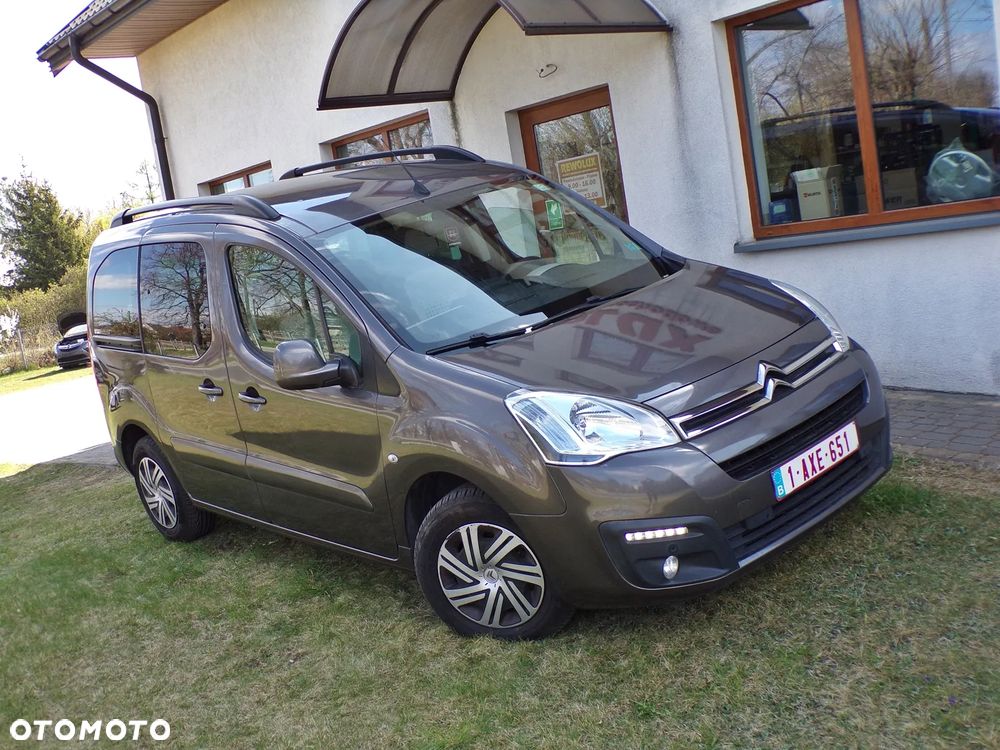 Citroën Berlingo Multispace PureTech 110 SHINE - 13