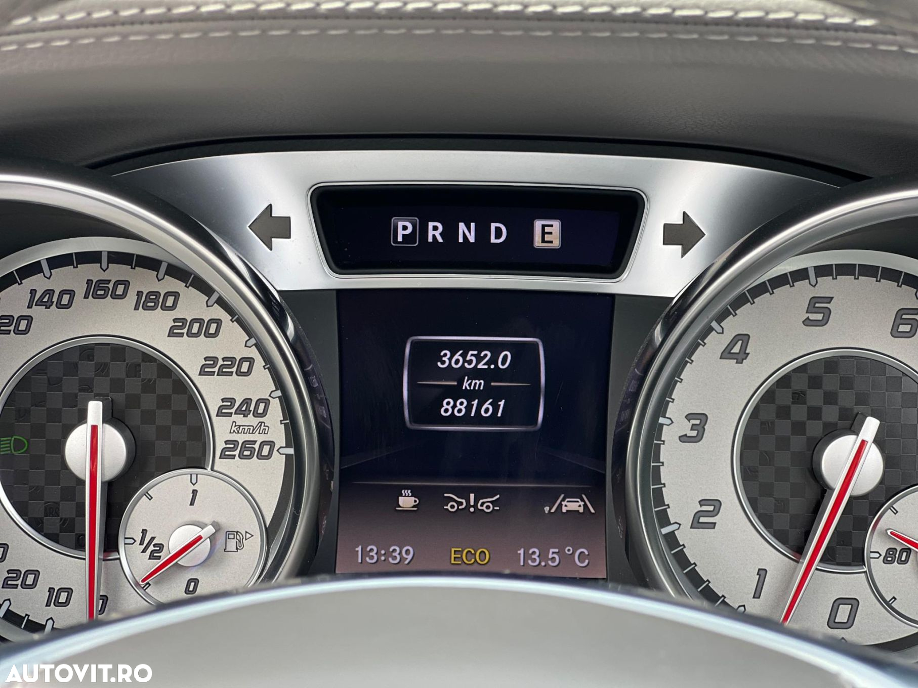 Mercedes-Benz SL - 10