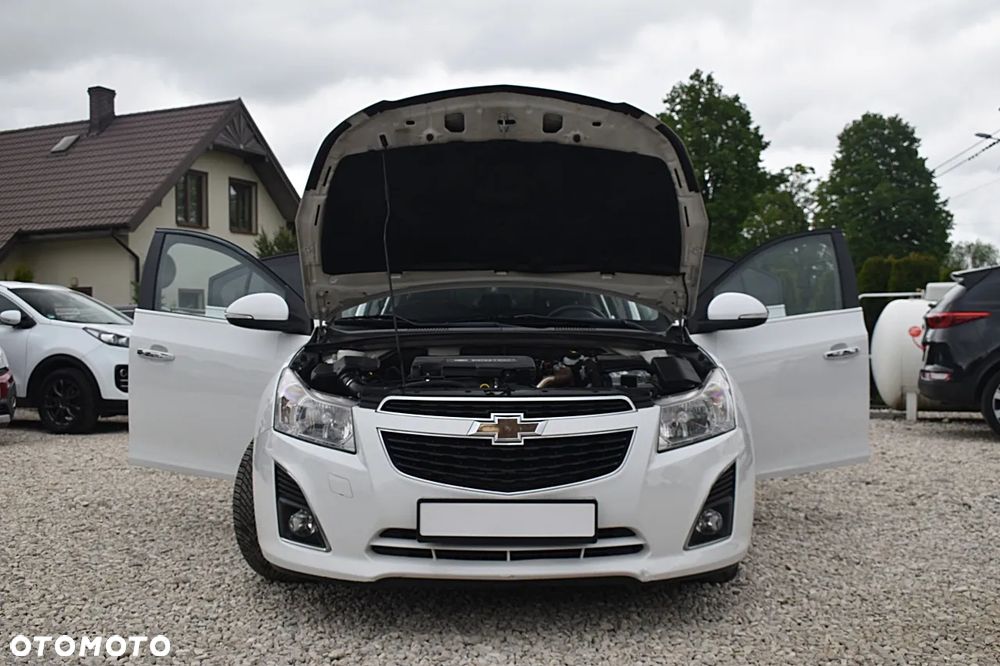 Chevrolet Cruze 1.7TD LT+ - 12