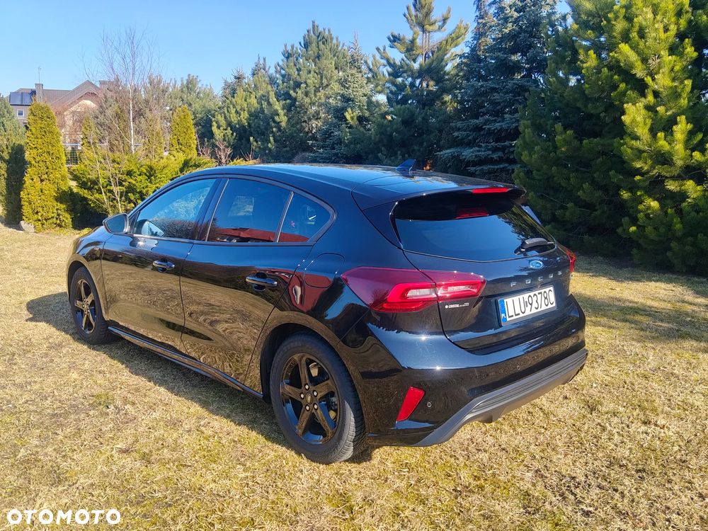 Ford Focus 1.0 EcoBoost mHEV ST-Line X - 3