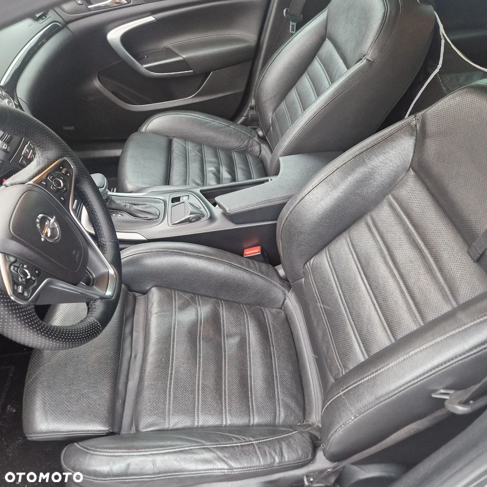 Opel Insignia - 11