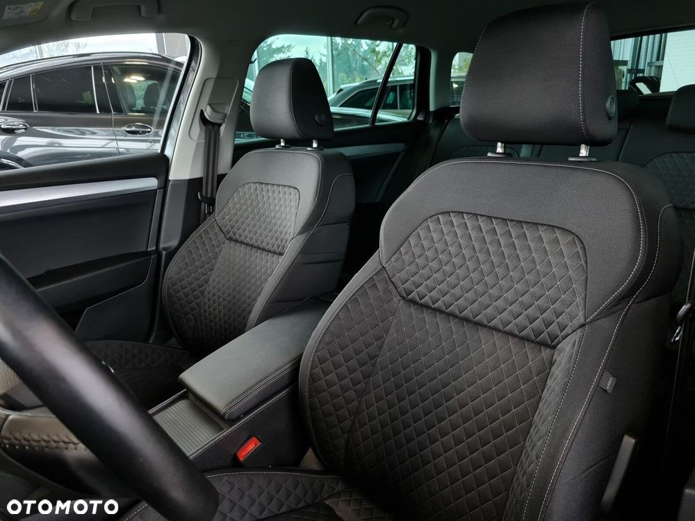 Skoda Superb 2.0 TDI SCR Ambition DSG - 13
