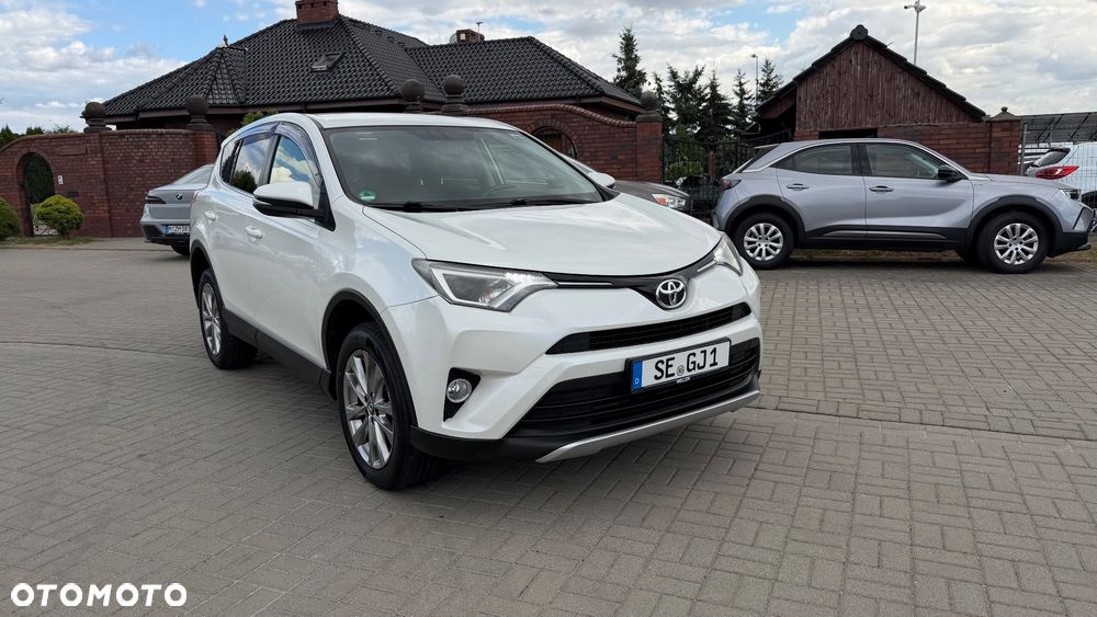 Toyota RAV4 2.0 D-4D 4x2 Start-Stop Executive - 4