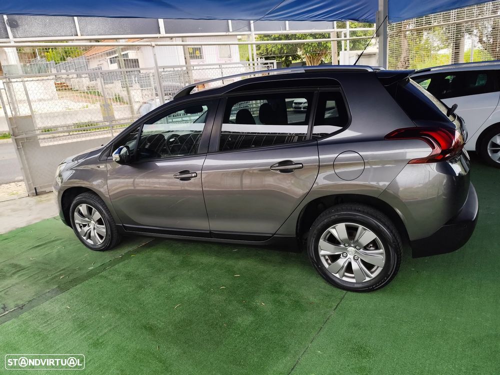 Peugeot 2008 1.6 BlueHDi Style - 11