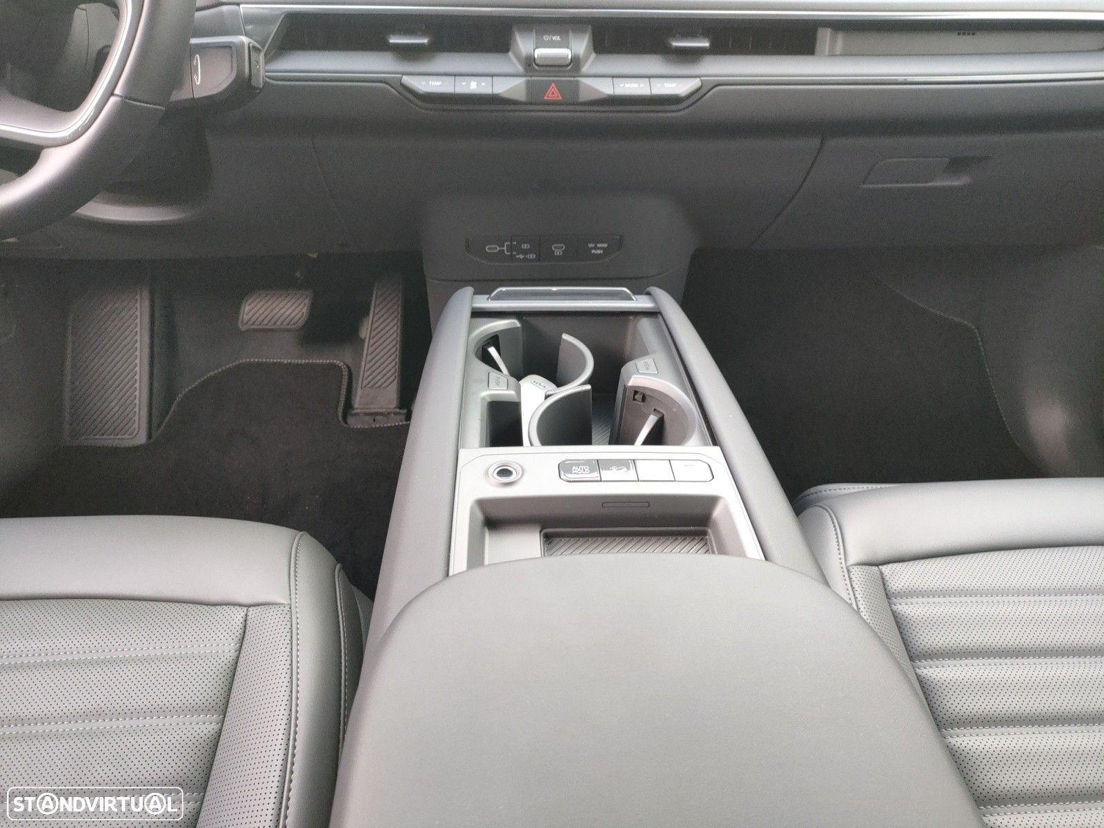 Kia EV9 98.8 kWh 1st Edition - 11