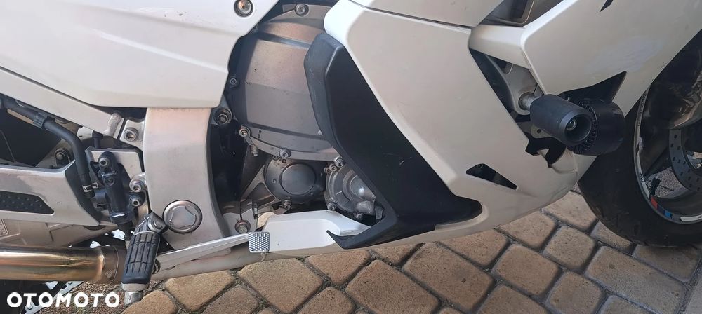 Yamaha FJR - 15