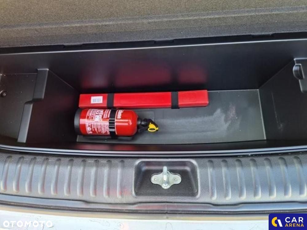 Kia Ceed - 36
