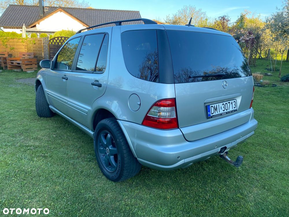 Mercedes-Benz ML - 4