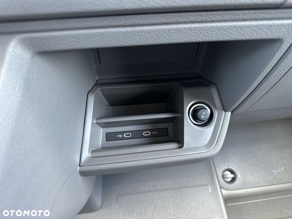 Volkswagen Crafter 35 furgon wysoki dach, 2,0 TDI 177KM, przedni, 6-bieg manualna 3640 mm, Euro 6 - 27