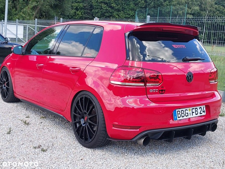 Volkswagen Golf 2.0 GTI - 7