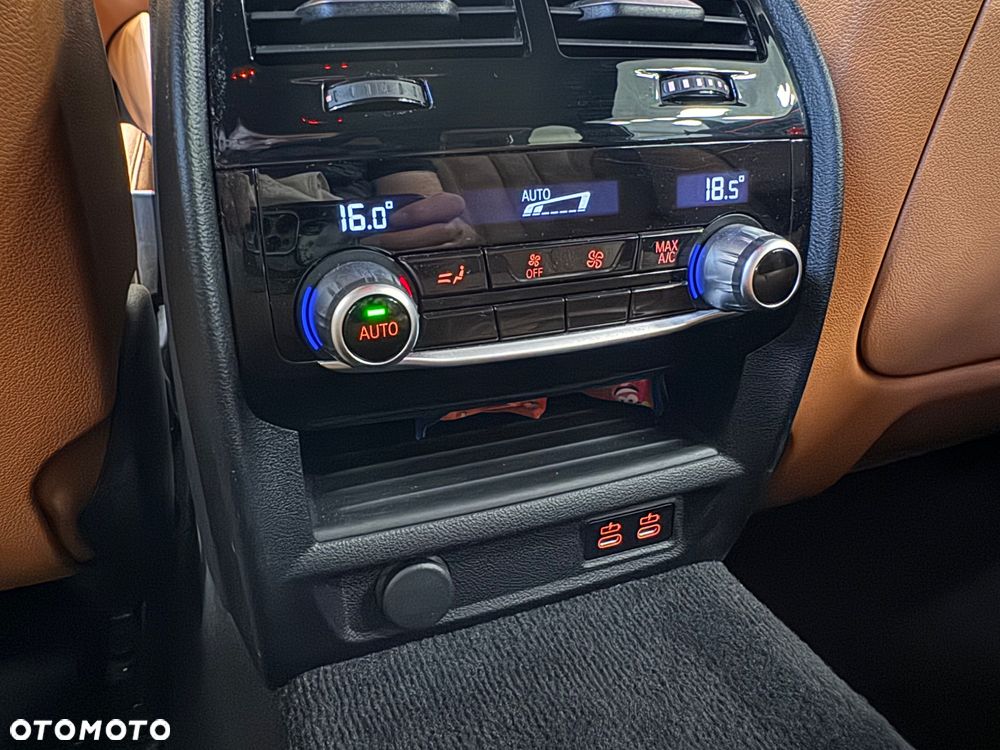 BMW Seria 5 530d xDrive mHEV M Sport sport - 32
