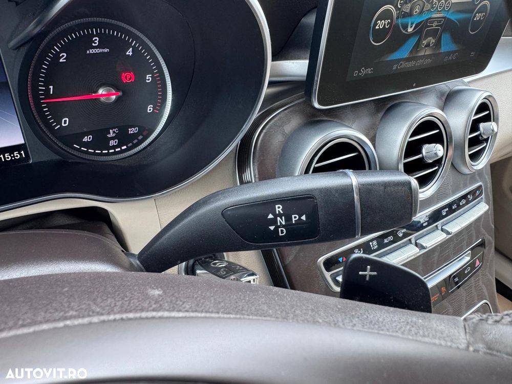 Mercedes-Benz GLC 250 d 4MATIC 9G-TRONIC AMG Line - 26