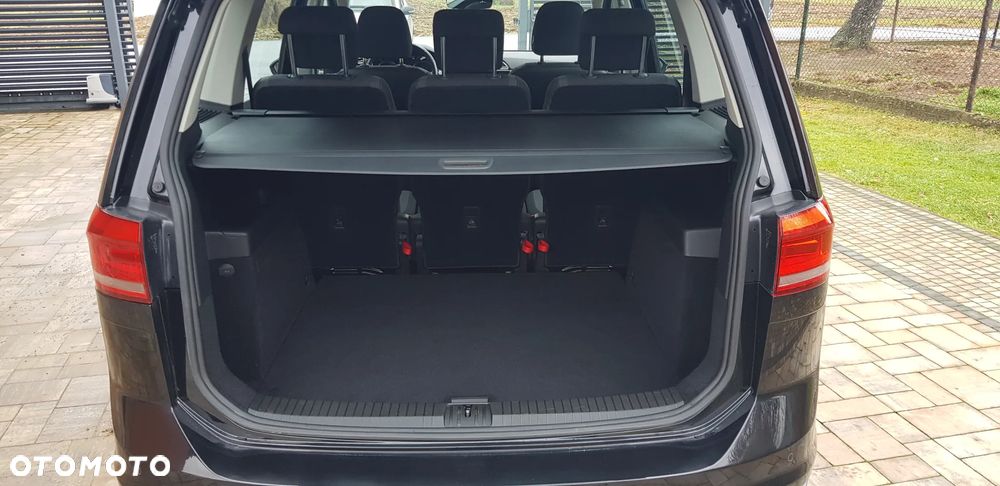 Volkswagen Touran - 7