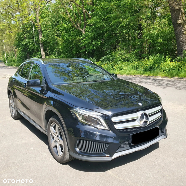 Mercedes-Benz GLA 200 7G-DCT AMG Line