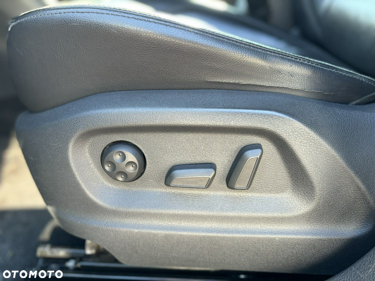 Volkswagen Tiguan - 15