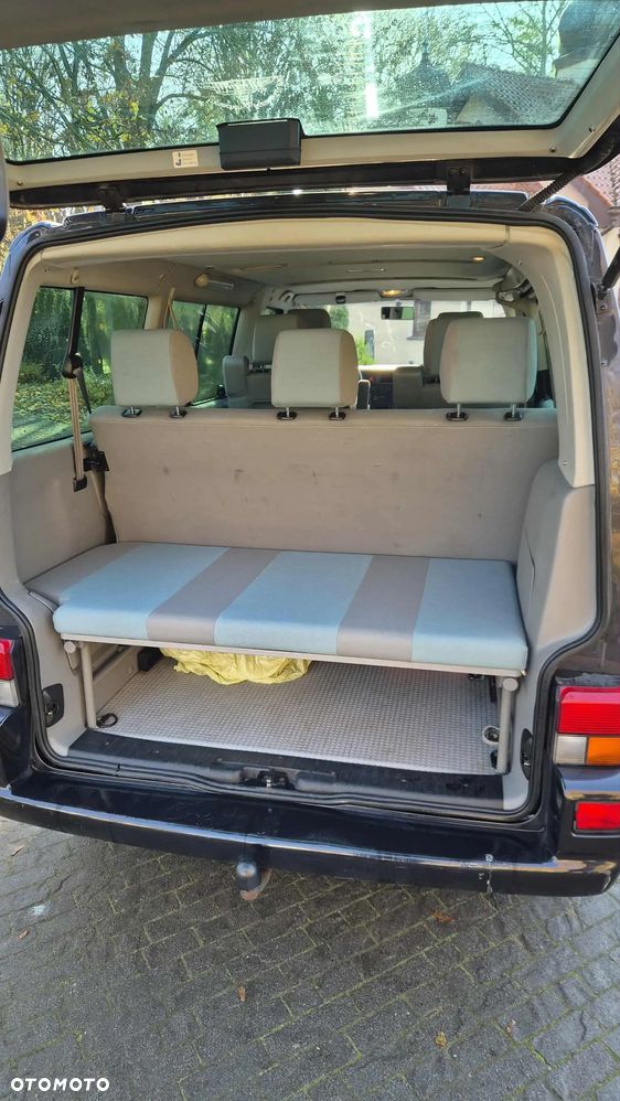 Volkswagen Multivan TDI - 13