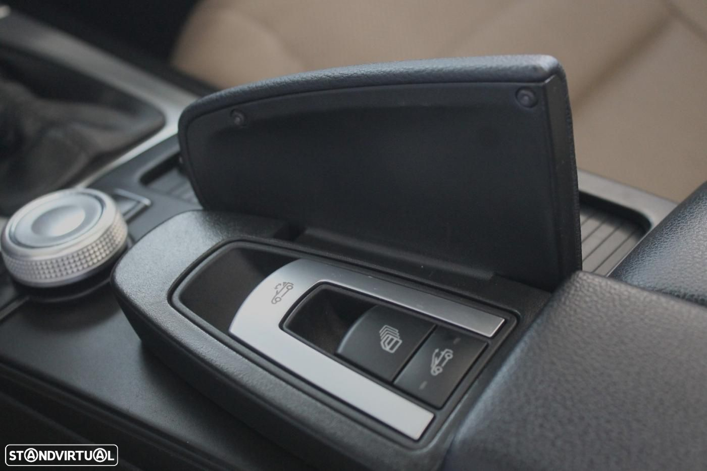Mercedes-Benz E 250 CGi Avantgarde BlueEfficiency Auto - 39
