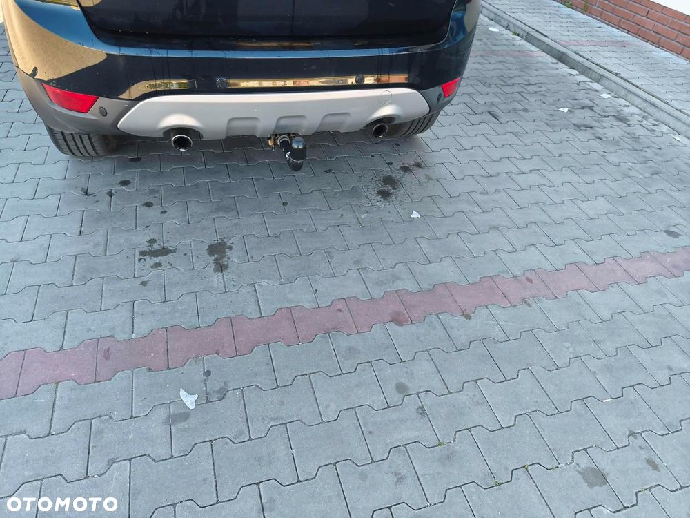 Ford Kuga - 8