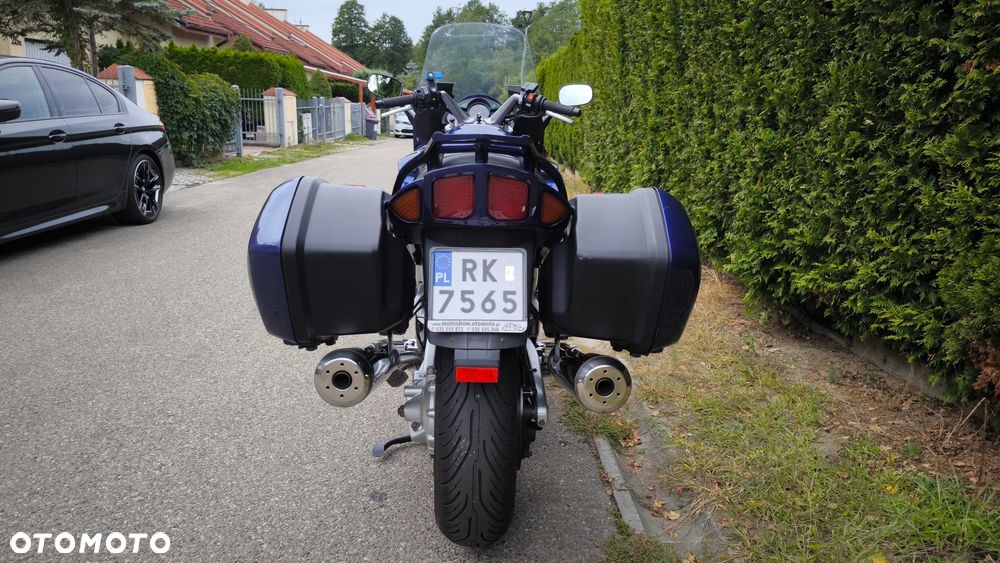 Yamaha FJR - 4