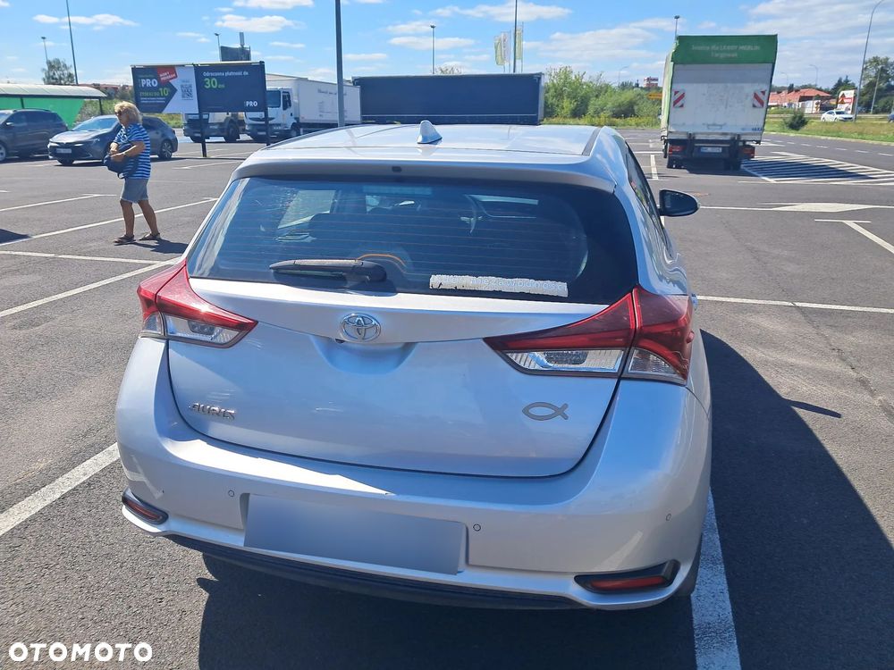 Toyota Auris 1.33 VVT-i Active - 16