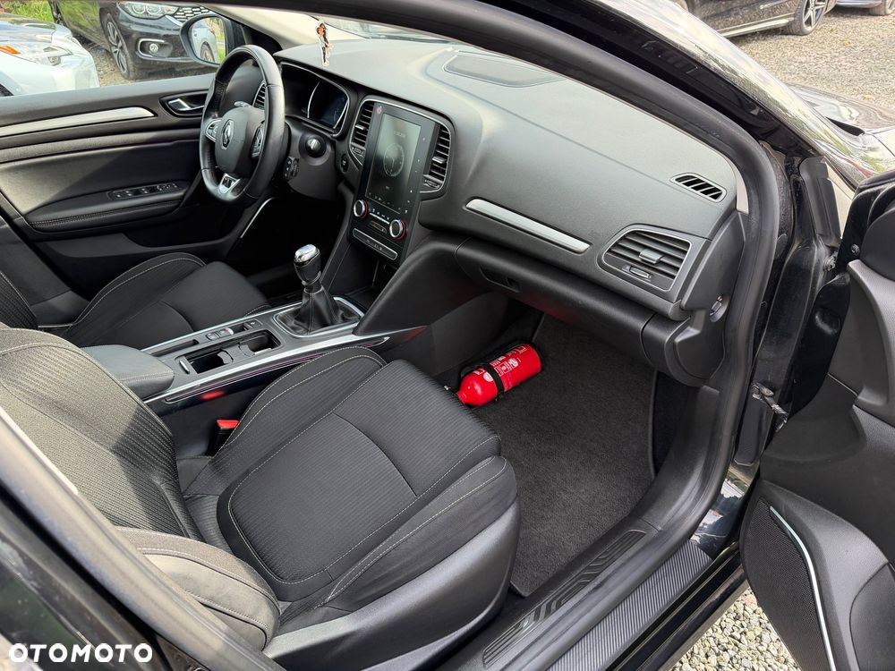 Renault Megane ENERGY TCe 115 LIMITED - 24
