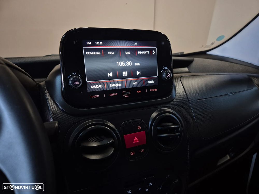 Fiat Fiorino 1.3 M-jet Adventure - 24