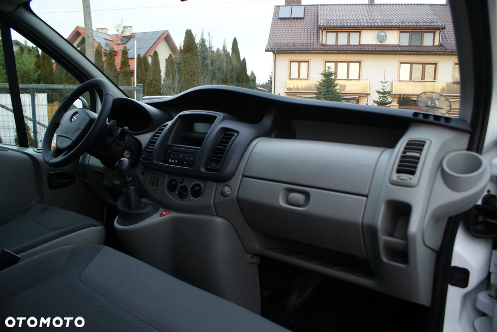 Opel Vivaro - 7