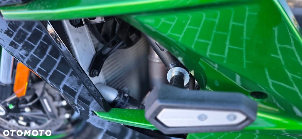 Kawasaki Ninja H2 SX - 38