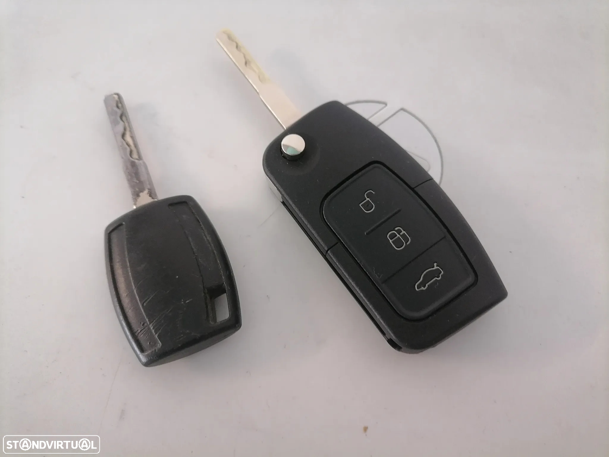 Ford Focus 1.4 16V Trend - 16