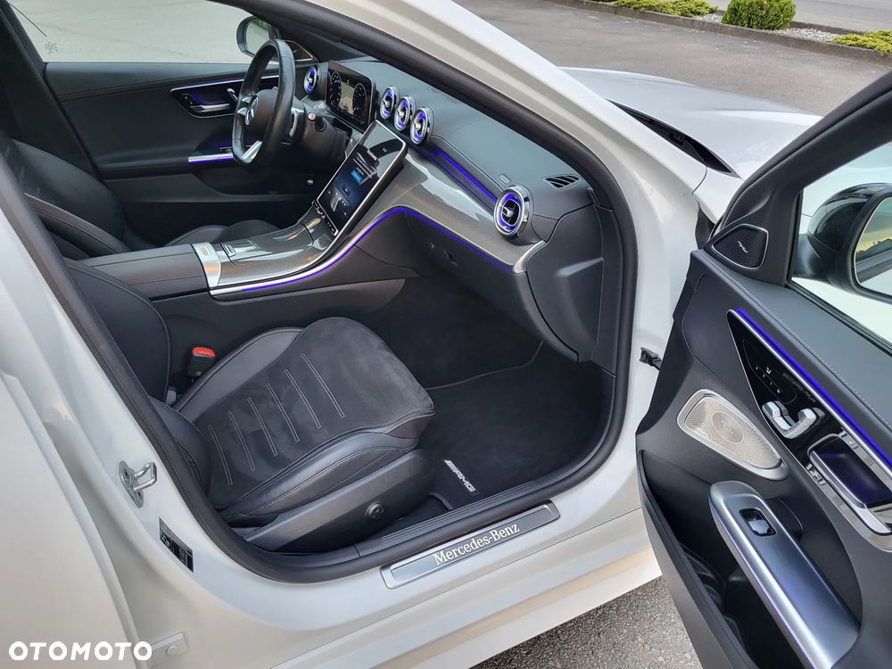 Mercedes-Benz Klasa C 220 d 4Matic 9G-TRONIC AMG Line - 14