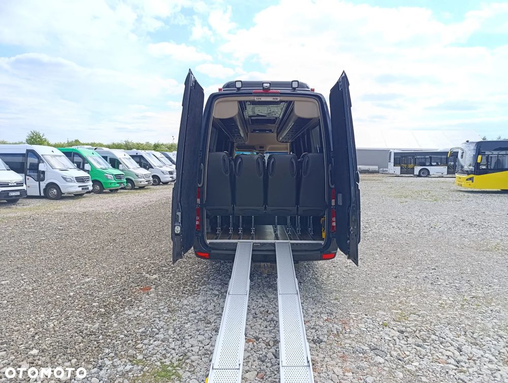 Mercedes-Benz Sprinter 519 - 7